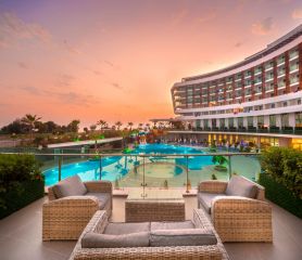 XORIA DELUXE HOTEL